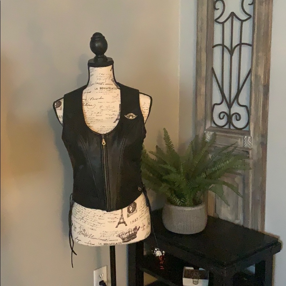 Leather vest medium
